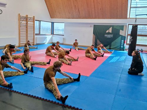 Honvéd Kadét Program március